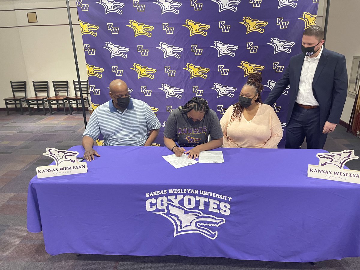 Tylieea Wallace tweet media