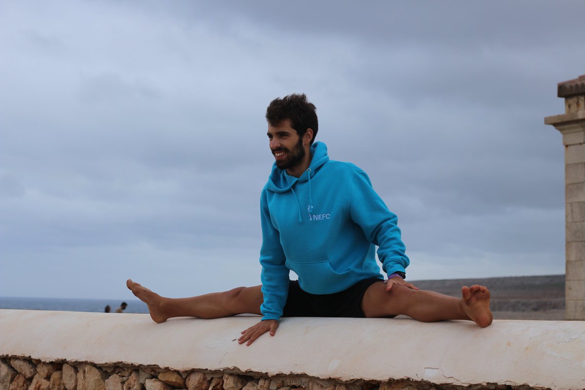 9b3_ProgrAMOR's tweet photo. 👶🏼Sóc en Martí,@MartiMMas, amb 19 anys i nascut a Sabadell

🤸🏽‍♂️Amant dels esports, apassionat d'obrir-me de cames

😂Petit, divertit i eixerit 

💭Amb ganes d'aprofitar al màxim els continguts de l'assignatura i ser capaç d'aplicar-los en un futur no molt llunyà.

🎯👇🏼
#PEAFE_2021 https://t.co/3m9IgT6xqx