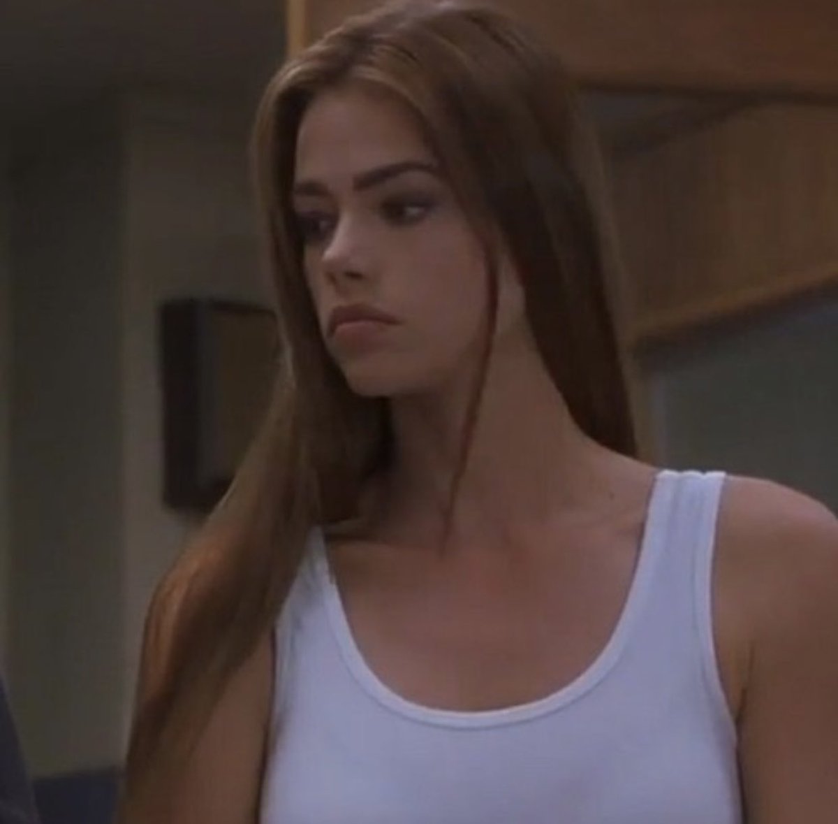mxvies's tweet image. denise richards as paige prescott in valentine (2001)