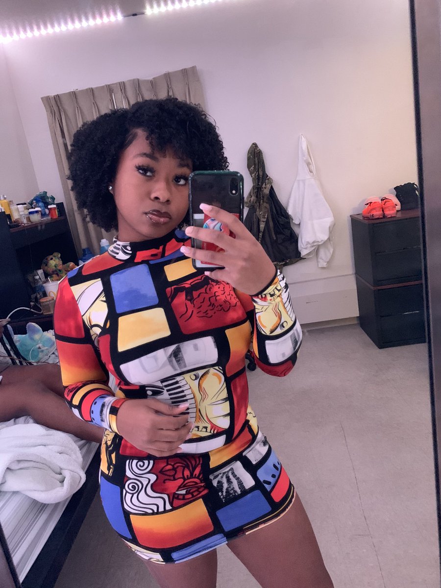 JadelenO's tweet photo. Even in da snow I’m the coldest out BIG BLRRRDDDD happy birthday to me 🥰🎉 https://t.co/idGytdg33X
