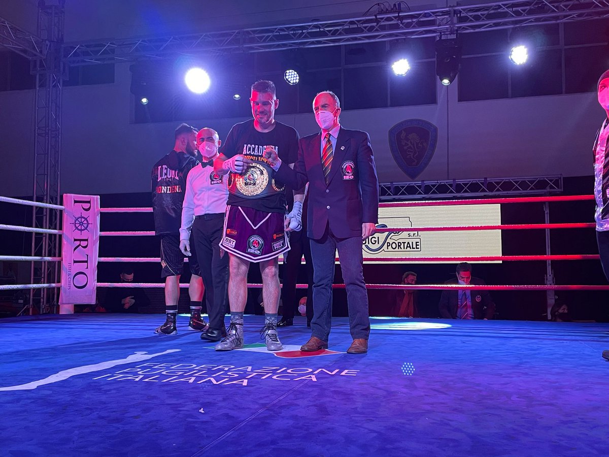 FPIBoxe's tweet photo. ๐ Int. IBO - @IBOBoxing
๐ฅ Luca D'Ortenzi Campione ๐ฎ๐น
๐ Roma
๐๏ธ PalaSantoro
๐
13/2/2021
๐ฅ https://t.co/PlDMNjWVO3
#Proboxe https://t.co/gLR4ccsC9g