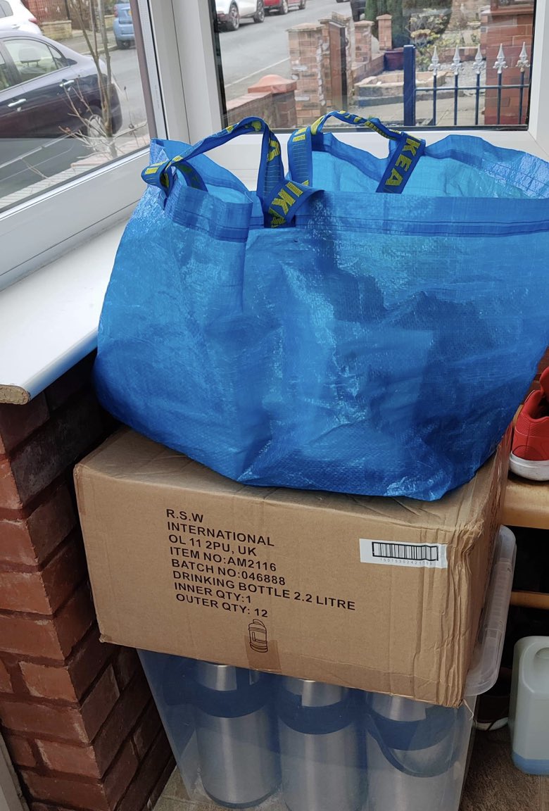 Two_Brews_'s tweet photo. Have had some amazing donations yesterday and today 👏🏻🙌🏻
Thank you all ⭐️
-
-
#homeless #manchesterhomeless #homelesshelp #manchester #twobrews #community #community #commnuityhelp #kindness #endhomelessness #hello2021 #fundraising #localgiving #payitforward #makeadifference https://t.co/RZNwUoeAiZ