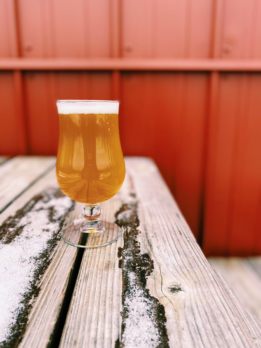 Golden Ale: The perfect starter for your Saturday! 

5.5% ABV - An old Belgian style, this is a dry, crisp easy-drinker. This yeast-driven beer features prevalent, yet not overwhelming, fruity esters reminiscent of pear and mellow clove-like phenols.