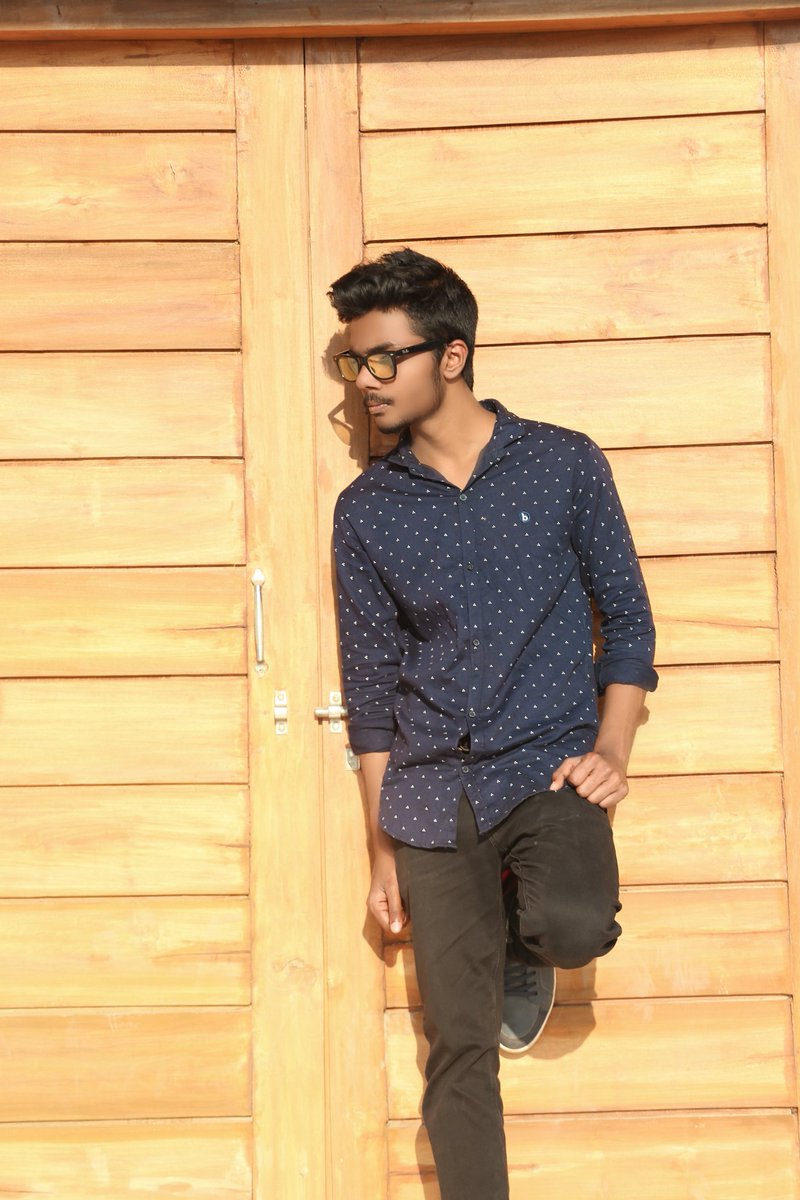 TagorHt's tweet photo. টিভি চালু করলেই ২১ শে ফেব্রুয়ারী-🥴
আর ফেসবুকে ঢুকলেই ১৪ ই ফেব্রুয়ারী🥰
ফেব্রুয়ারি তুমি কার😩?ভাষার না ভালোবাসার!
Click: Mahim Shake https://t.co/uJrOqiQ2LW
