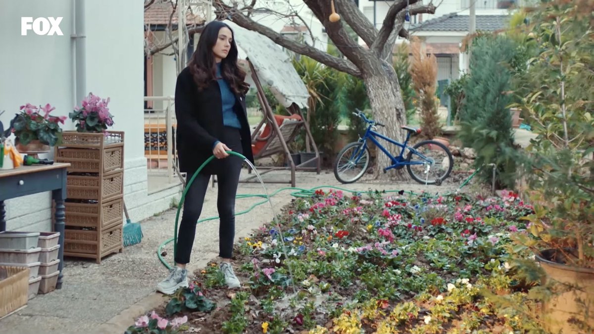 When love isn’t enough   #CanSelIn fact Relationships need compromises, self-examination & self-improvement or else they will never be sustained  #SonYaz