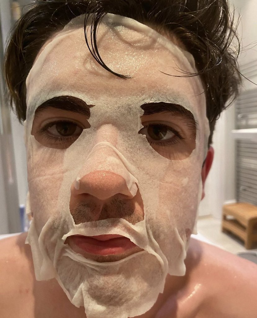 ✧･ﾟ: *✧･ﾟ:* declan mckenna as dish soap: a thread ✧･ﾟ: *✧･ﾟ:*