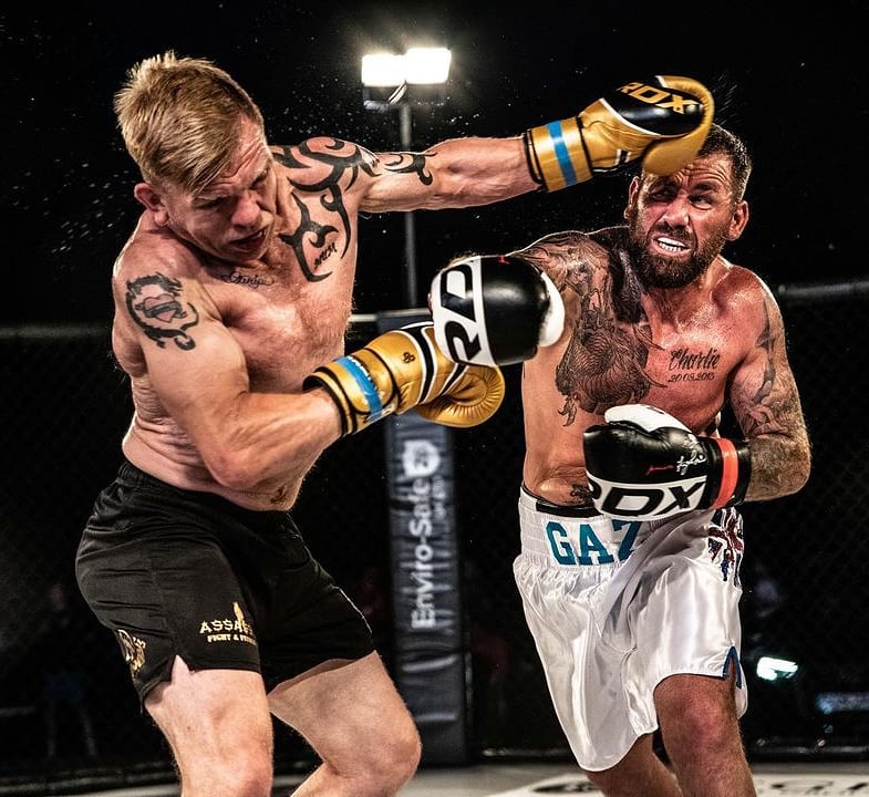RDXSports's tweet photo. Make sure they never see it comin’💥
#RDXSports
@ContendersMMA

#Boxing #Contendersmma #PunchHard #RDXGears #bazookagloves🥊 https://t.co/vTWPwo6lhO
