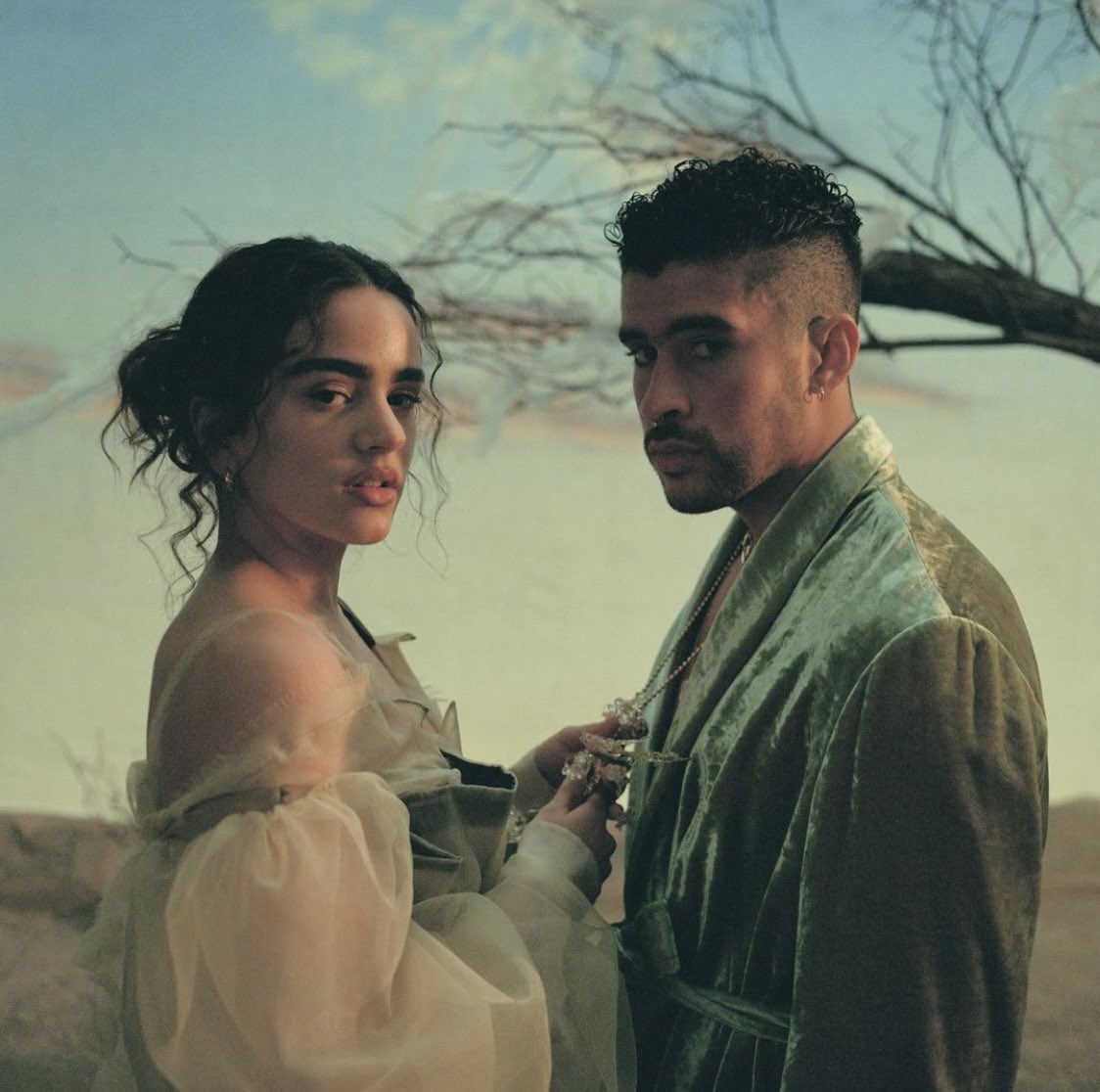 badbunny_global's tweet photo. Bad Bunny x Rosalia ❤️ https://t.co/MSQ4NVE8ap