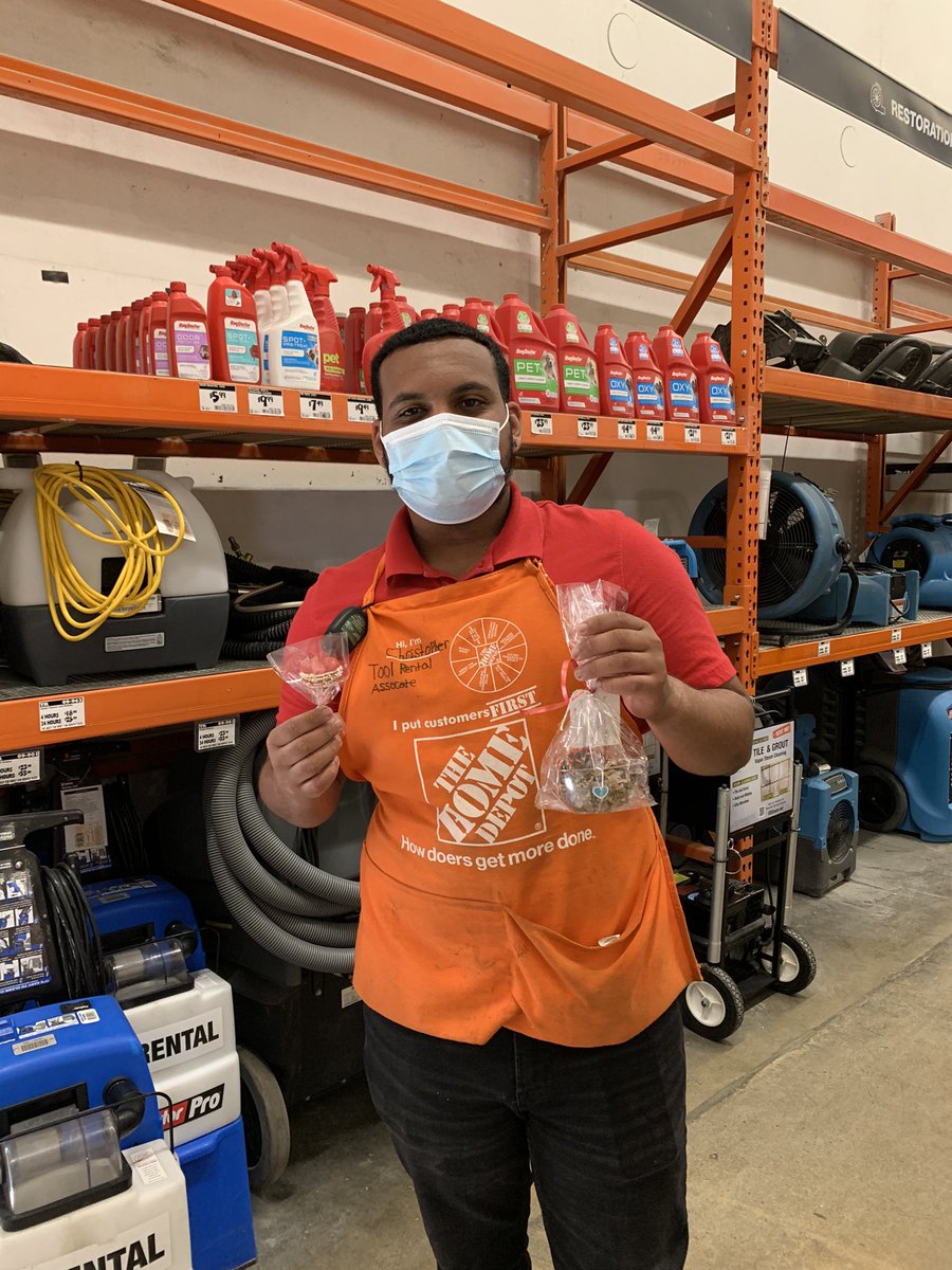 Early Valentine’s Day celebration at <a href="/toolrental/">toolrental</a>, <a href="/Kyle_HD6343/">Kyle_HD_</a>, <a href="/susie2qtinsfla/">Susie Cabrera</a>