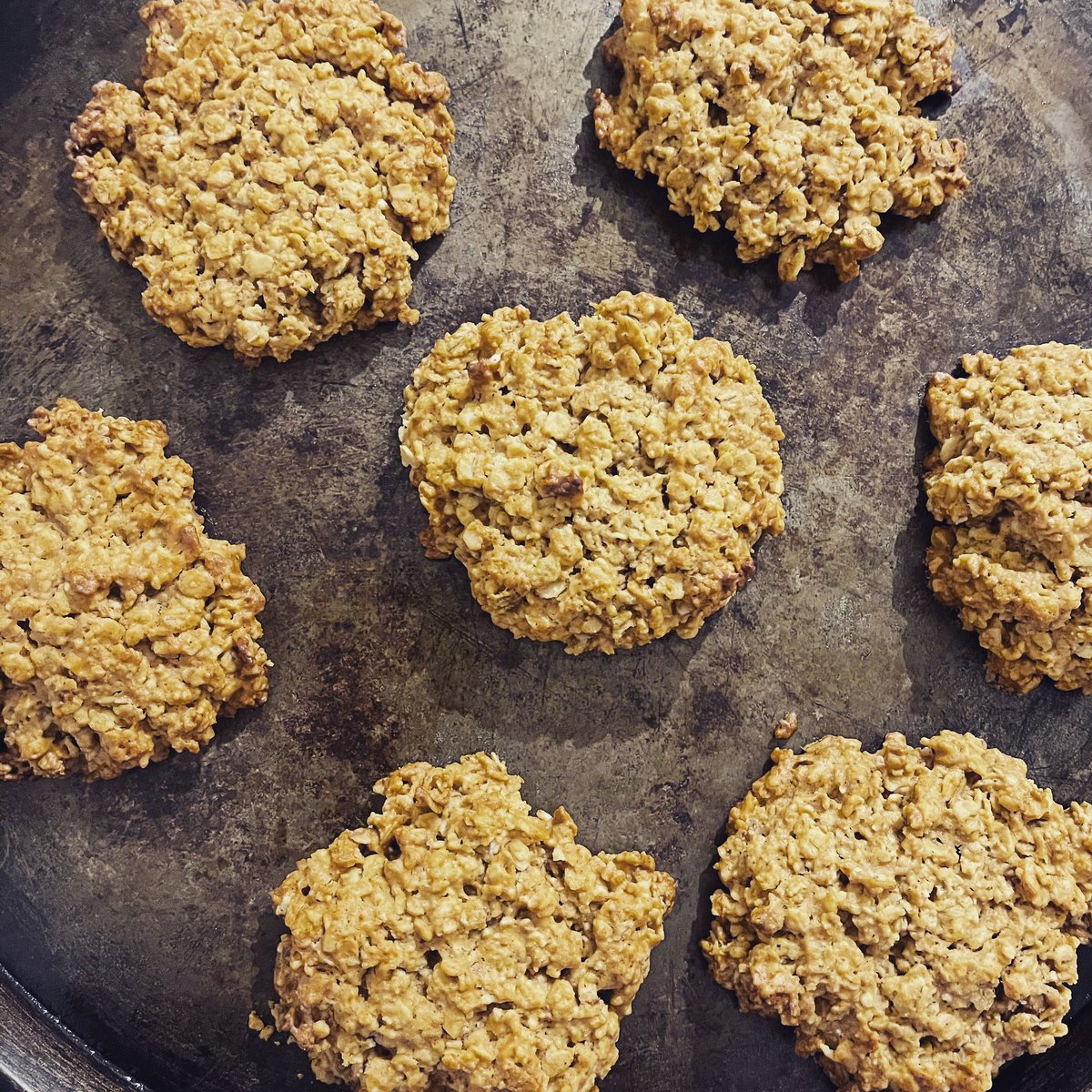 Peanut butter and oatmeal cookies! These are banging 😍 #cookielife #life #goodlife #isntit