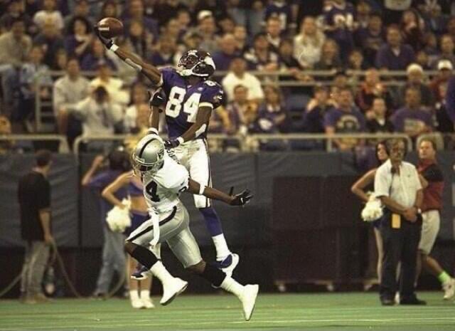 Happy Birthday to the Randy Moss 