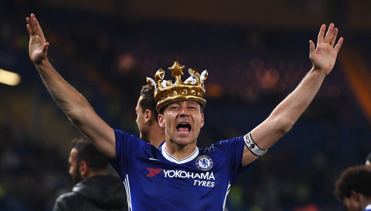 John Terry : A savage defender, and a workhorse started at the club as a kid, Winning the Premier league 5 times being key to those titles, with 214 clean sheets 77 % tackle success rate 420 interception and 1852 clearances, he was and still is seen as one of the best cb's ever