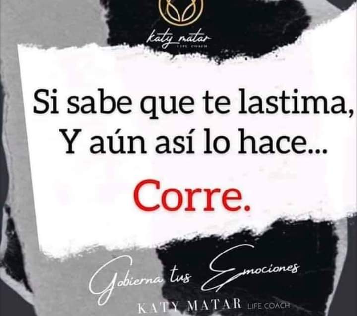 SandraGabrieela's tweet photo. CORRE Y ALEJATE LO MAS RÁPIDO POSIBLE!!! #NiUnaMas 
#NiUnaMenos https://t.co/hIGuypigxR