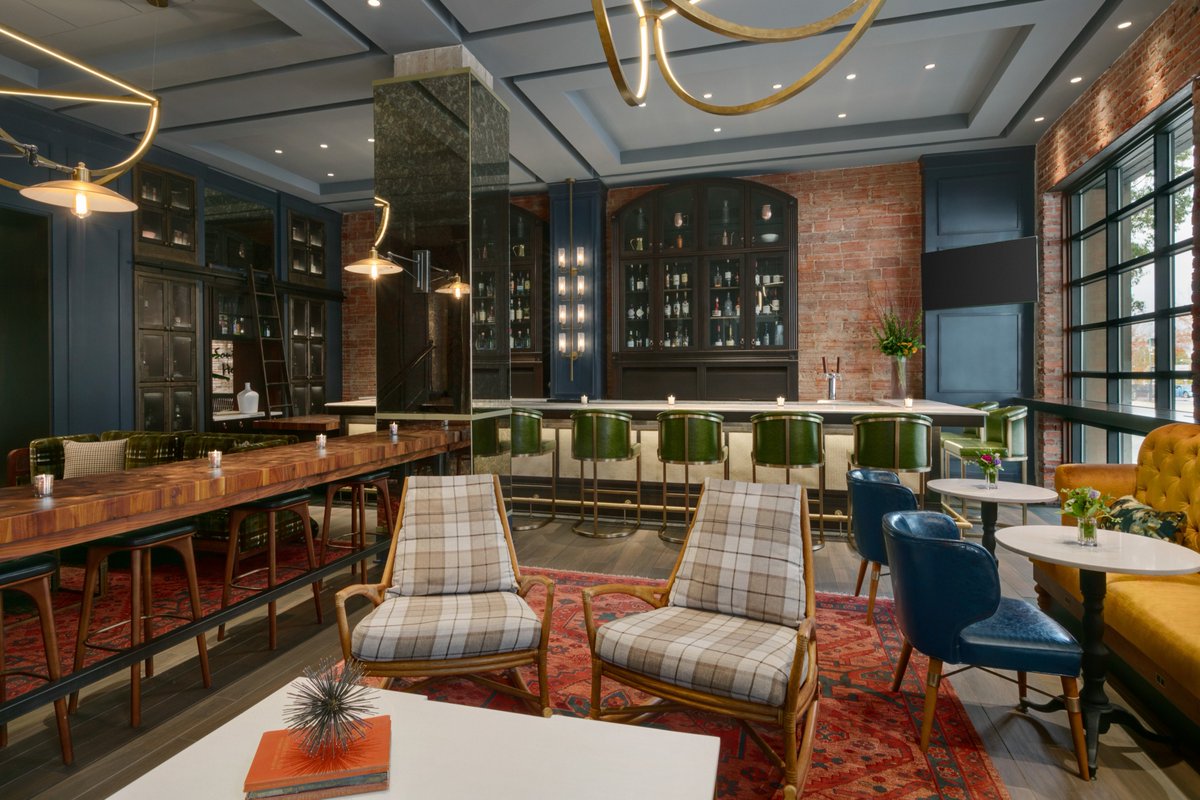 The SkyLounge rooftop will be closed tonight, but we will have live music and bar service in the newly renovated Glenn Den, located on the main level of the hotel. We hope to see you tonight!

#GlennHotel #LegacyVentures #DowntownAtlanta #LiveMusic #AtlantaBars #HotelBars