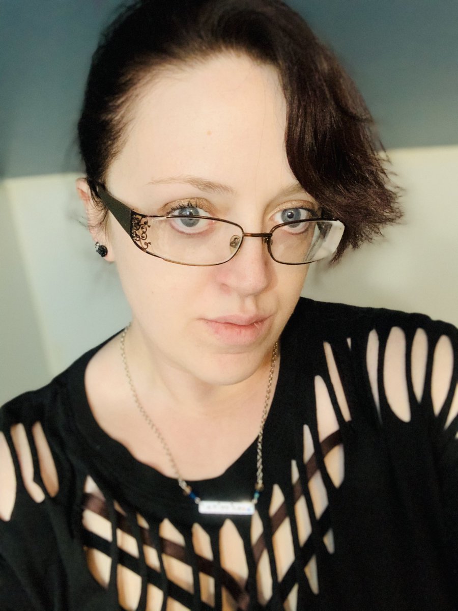 SaavikVulcan84's tweet photo. #blueeyes #meh #over30challenge #queenvulcan #saavik #livelongandprosper 🖖🏻 https://t.co/XXExZzGbIv