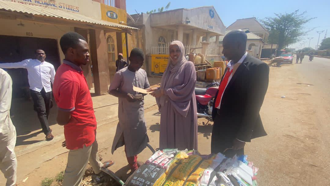 DHAZamfara's tweet photo. GWAMNATIN JIHAR  ZAMFARA TA TALLAFA  MASU KANANAN SANA'O'I DA DUBU ASHIRIN-ASHIRIN DON SU CIGABA DA DOGARA DA KANSU

A cigaba da yunkurinta na ganin ta tallafawa Al'ummar jahar musamman masu Dan karamin karfi, gwamnatin Jihar Zamfara karkashin jagorancin Hon Dr @Bellomatawalle1 https://t.co/sNqjsyub1U