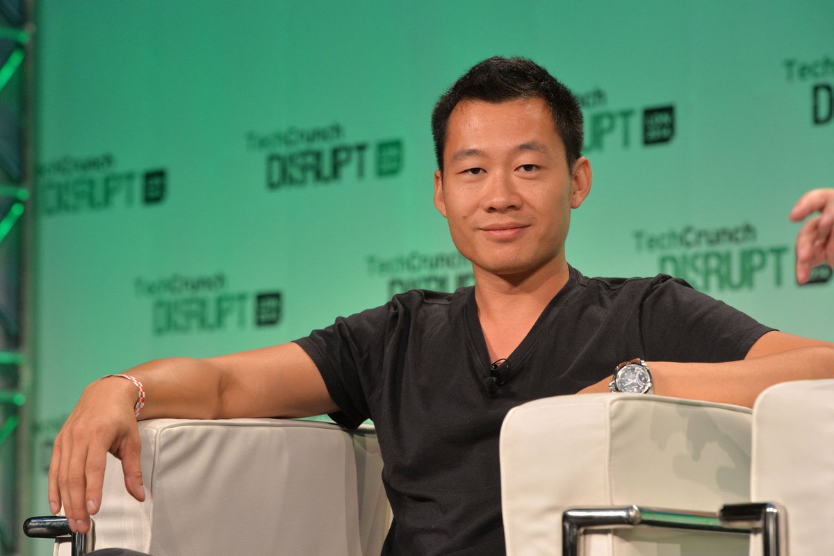  $VYGG Team: Justin Kan (Board)American internet entrepreneur and investor who co-founded the law-tech company Atrium where he served as CEO. He is the co-founder of live video platform Twitch, as well as the mobile social video application Socialcam.