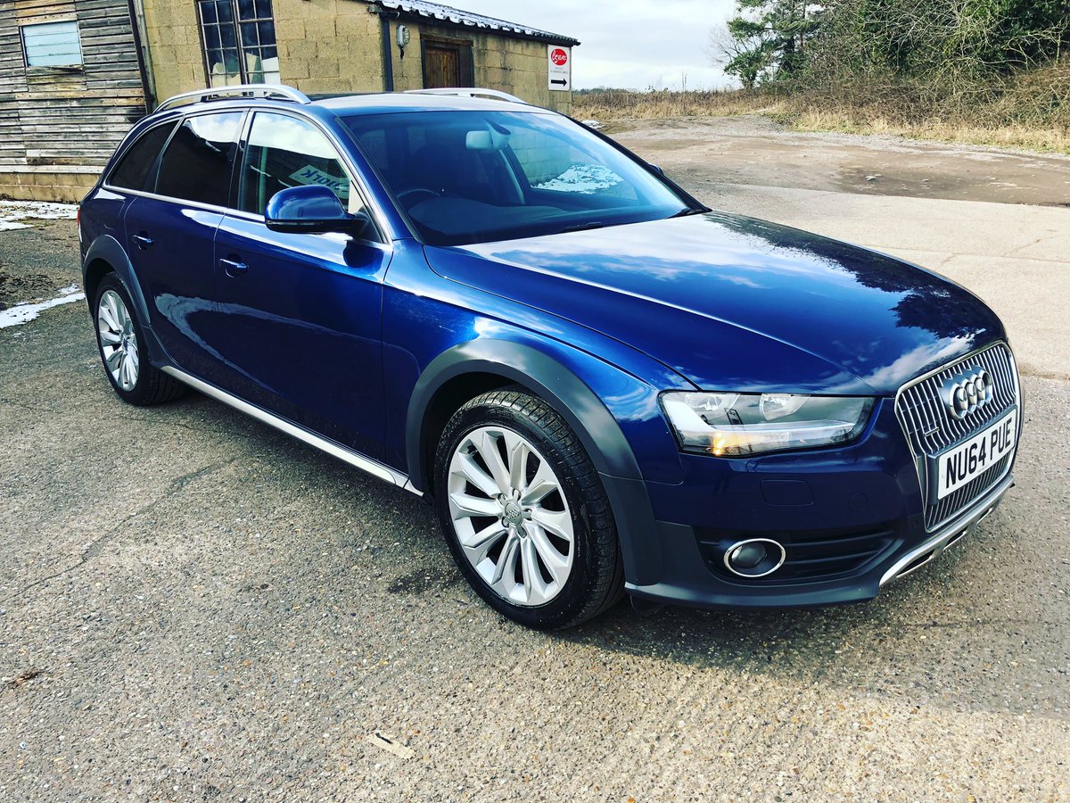 Stunning A4 Allroad TDI Quattro S-Tronic now ready to find its new owner #audi #audiallroad #AudiA4 #audiquattro #4x4 #a4avant #audia4avant #scubablue #germanestate