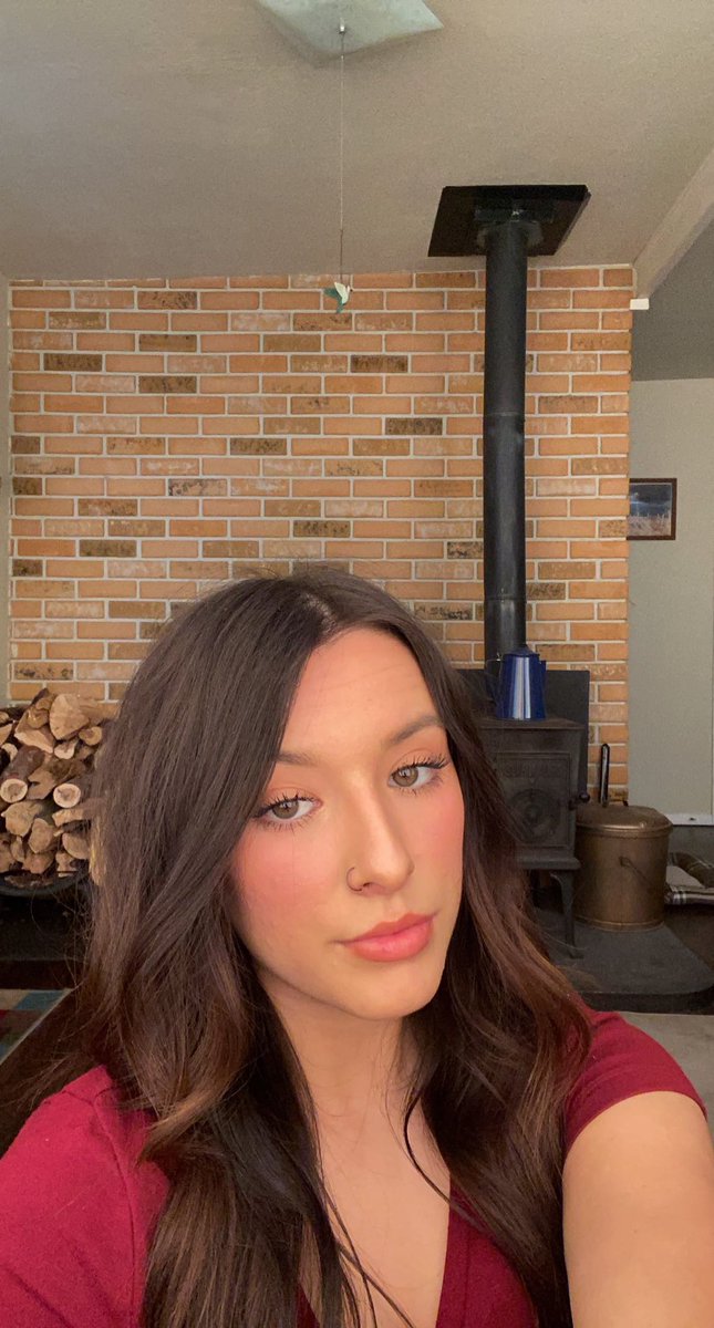 ppay03's tweet photo. the same but different💋 https://t.co/NNkJDBVFV1