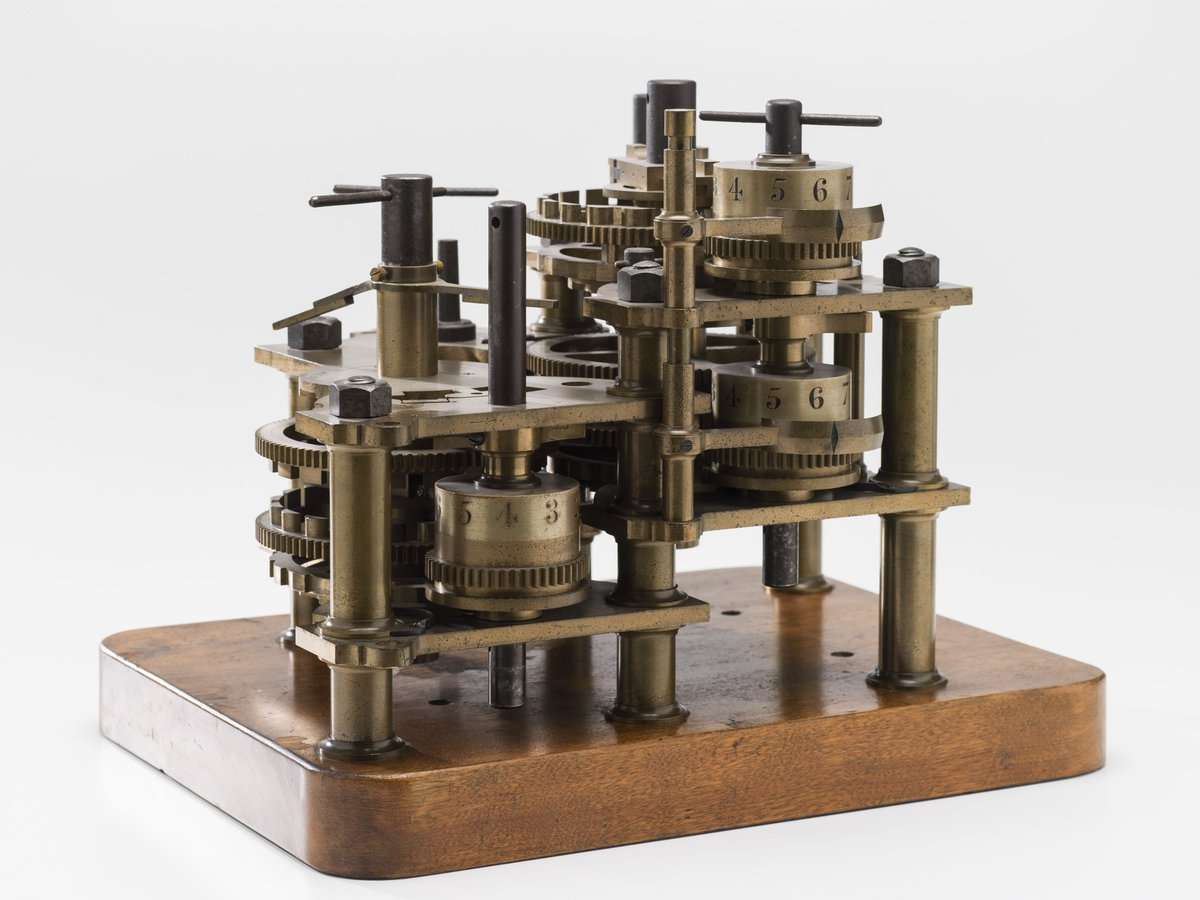 Первая машина бэббиджа. Малая разностная машина Чарльза Бэббиджа. Первые программируемые машины Чарльза Бэббиджа.