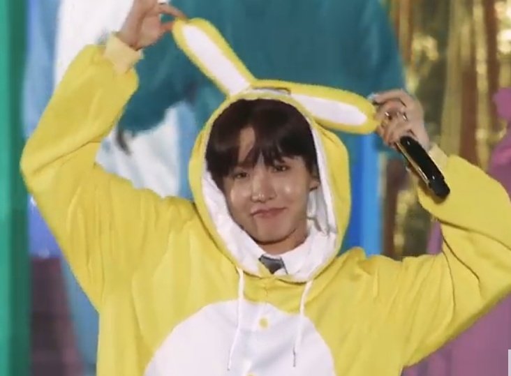 I am proud to admit that these are actually my Homescreen.