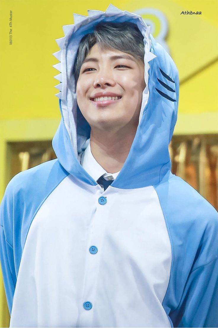 I am proud to admit that these are actually my Homescreen.