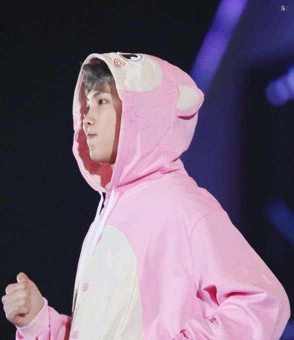 I am proud to admit that these are actually my Homescreen.