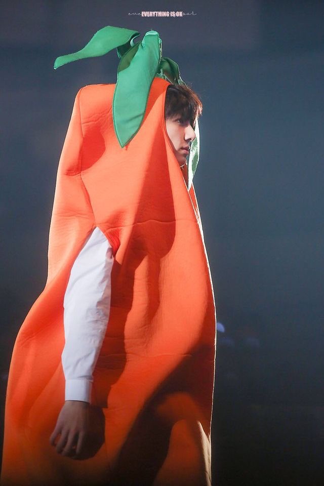 Jimin; Rawr *please act scared*