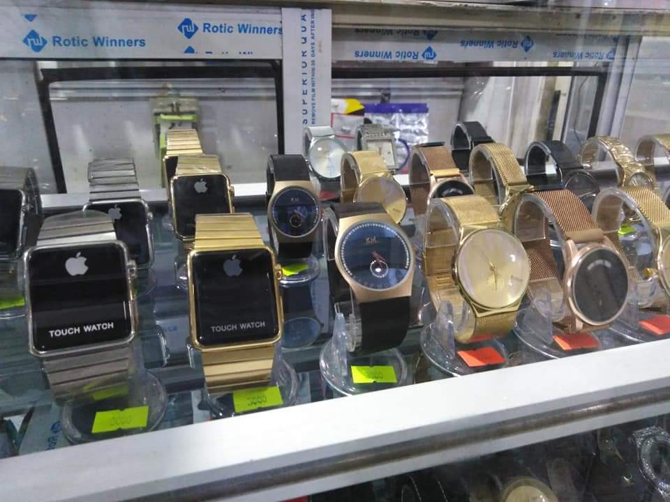 Green House Enterprises Katsina Shagon waya Da Kayan waya. 
Phone and Accessories 
08167008954