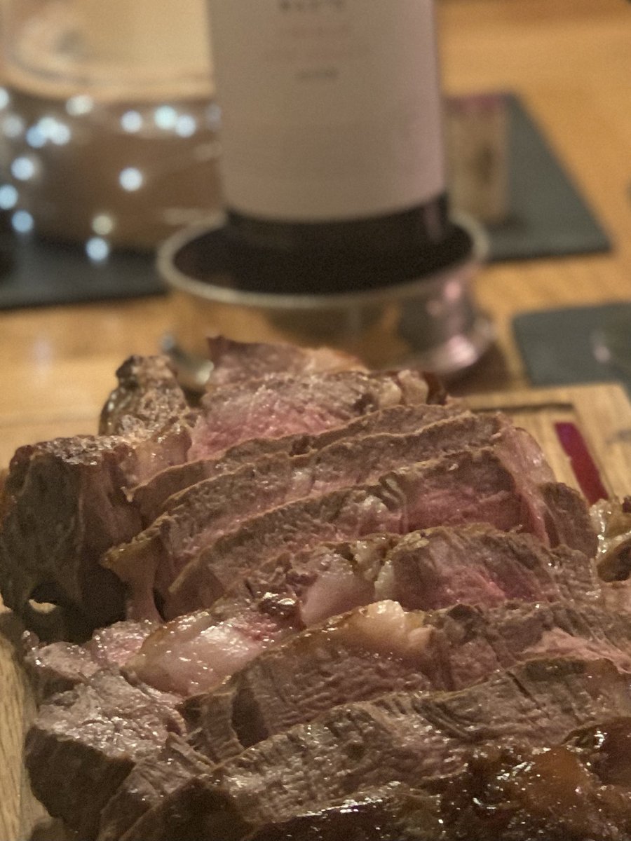 jono_eckley's tweet photo. @karl_p327 @SkillsforChefs @Passion2Inspire @mckown_dav @chefgingernut @ChefLestrelle @ChefTomKerridge @AGascoigne77 @Chefcreed @lenunwin Looking good there chef! We had a go here too... #makeitsteak https://t.co/L8cPxpPKDN
