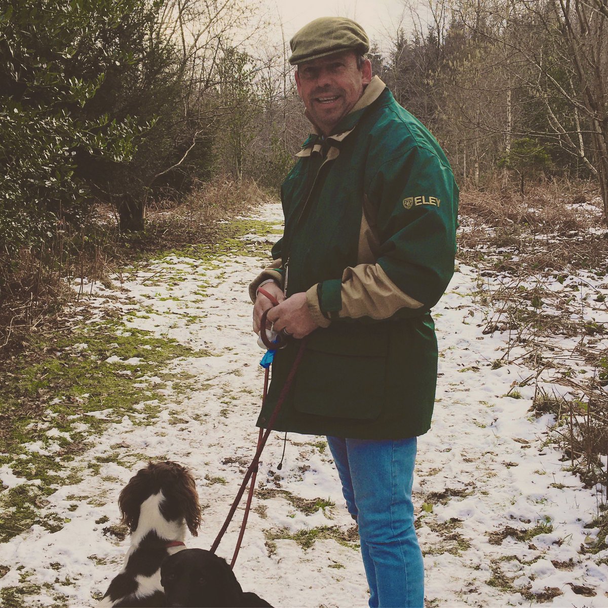 Cold walk at Alderley Edge￼. #eley #acme #gundog