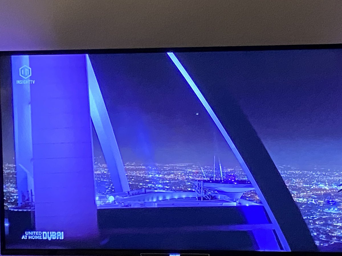 EMN_51314's tweet photo. #insighttv #davidquetta zo gaaf vanaf hoogste puntje in Dubai https://t.co/Gy6Dux5dG9