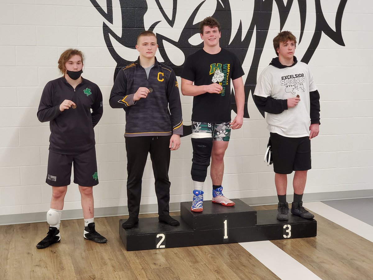 Keiren Watkins wins district title. <a href="/SpoofhoundWres1/">MHS Wrestling</a> will send 4 more to sectionals with <a href="/KortWatkins/">Kort Watkins</a> taking 2nd, Drew Spire taking 3rd and Erich McEwen and Zeke Adamson taking 4th