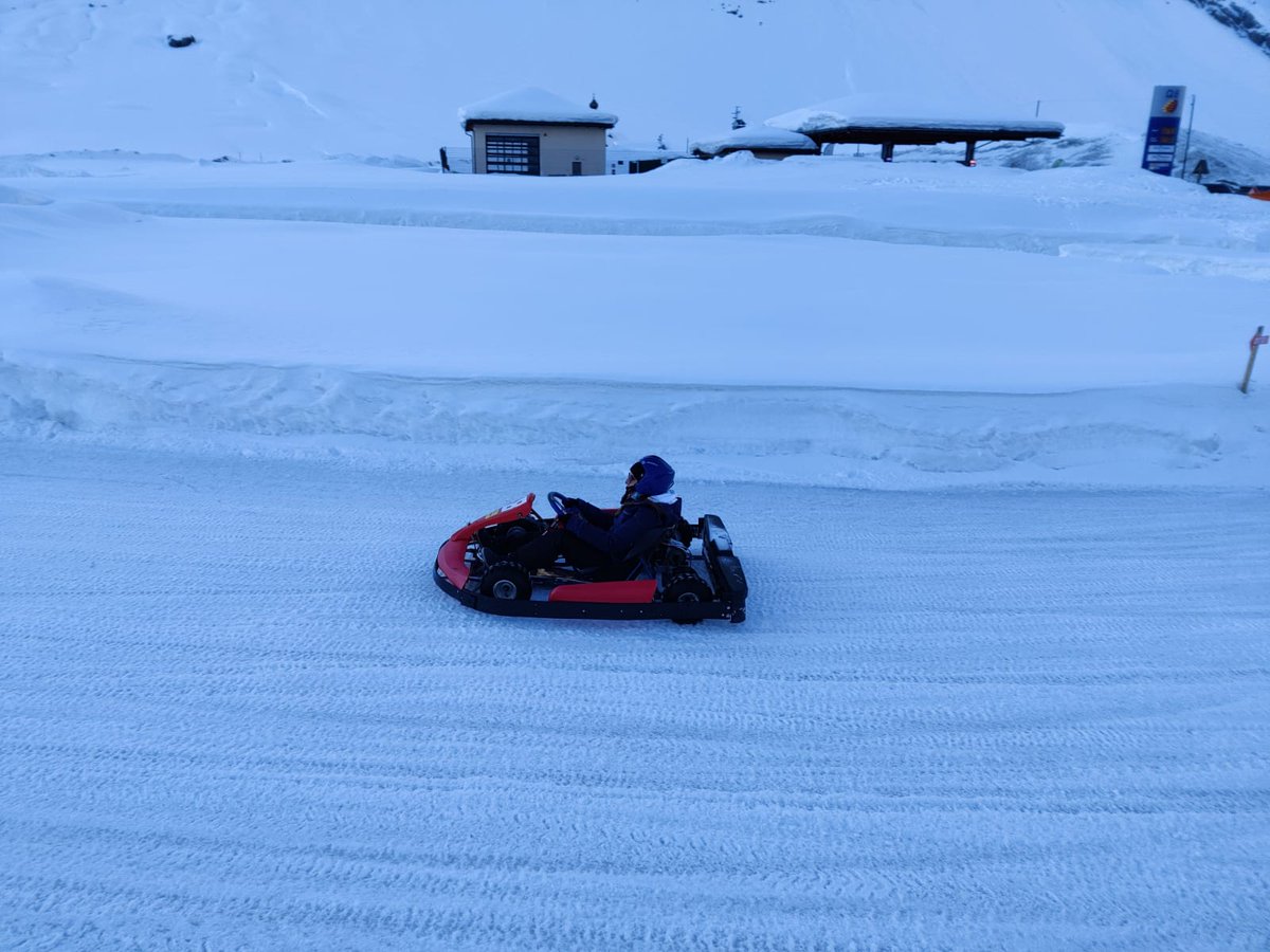 Prima volta sul ICE KART...❄🥶
divertentissimo ma che freddo!!
#icekart #livigno