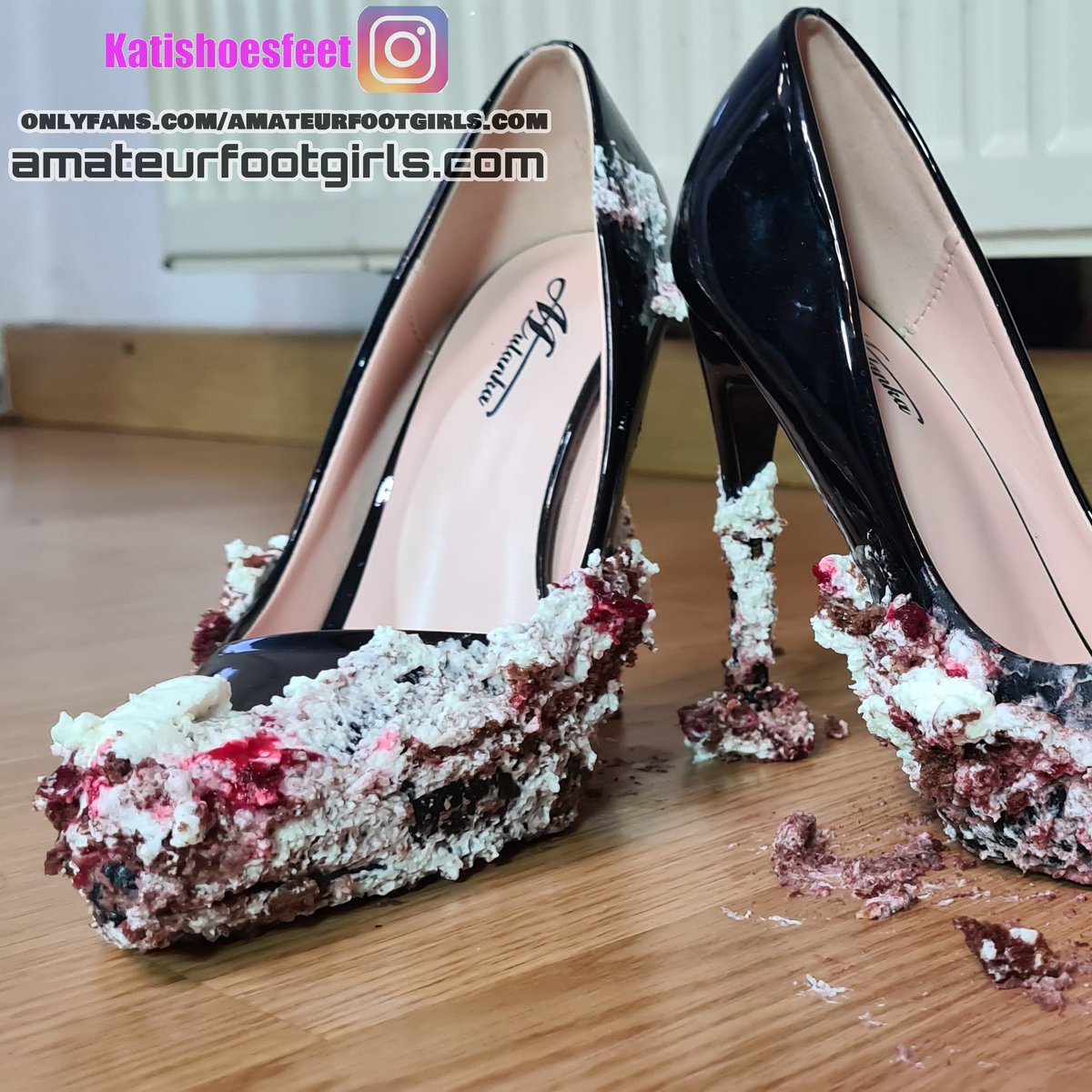 vrmodelclips's tweet photo. https://t.co/x05IxhECpT Kati destroys trample crush a big cake with her high heels and nylons #cake #cakecrush #caketrample #crush #trampling #highheels #heels #girlcrush #footcrush #nylons #stockingsnylons #stockingslegs #stockings #crushgirl #girlshoes https://t.co/MmSVTegJE5