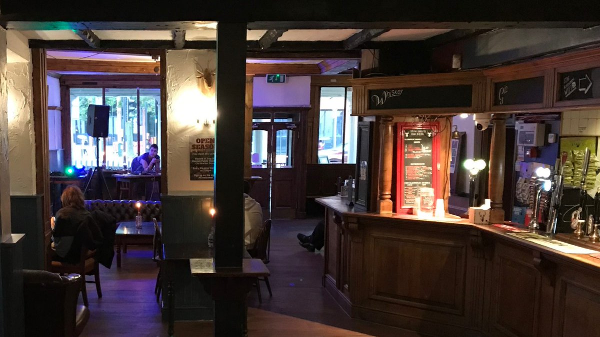 The Royal Navy Volunteer, Small Bar, Spotted Cow and Stag & Hounds (4/5)