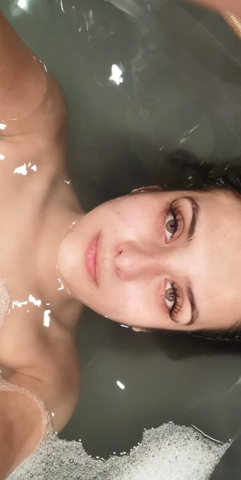 50% DTO!  Oferta San Valentin! ❤  https://t.co/SiqYK2CIrZ https://t.co/9cgaMqo3A3<a href="/tag/pornhub"class="tags"><span>#pornhub</span></a><a href="/tag/manyvids"class="tags"><span>#manyvids</span></a><a href="/tag/amateurtv"class="tags"><span>#amateurtv</span></a><a href="/tag/miercolesdecuerpoentero"class="tags"><span>#miercolesdecuerpoentero</span></a>