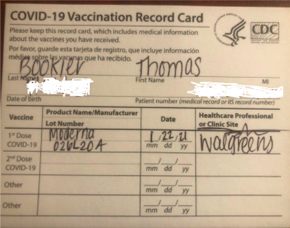 MrBookler's tweet photo. @Madelinebuck18 @chicagotribune Please help!  @Walgreens @WAGSocialCare falsely told my dad, a senior, he would receive an email to schd 2nd vacc apptment.  Misinformation! Then told "No, go online to schd it" No appointments &amp; no help. WALGREENS WASTES VACCINES #walgreenswastes https://t.co/tbx4BGRAyg