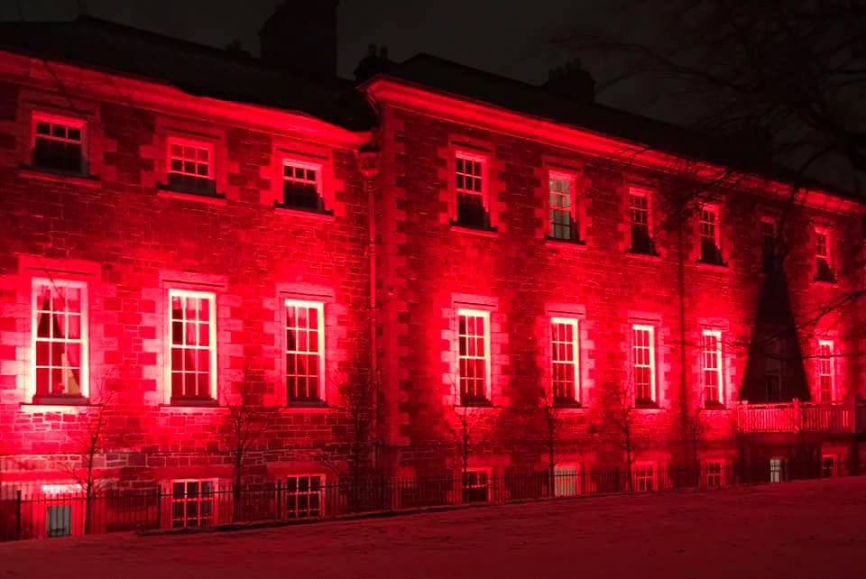 judy_foote's tweet photo. GH glowing red in recognition of @HeartandStroke #WearRedDay 4 HeartMonth 2 help raise awareness about cardiovascular health. 2.4m Cdns are affected by heart disease, the leading cause of death 4 Cdn women & 53% of them don’t recognize the symptoms. #HerHeartMatters #TimeToSeeRed https://t.co/fNmU5Few4S
