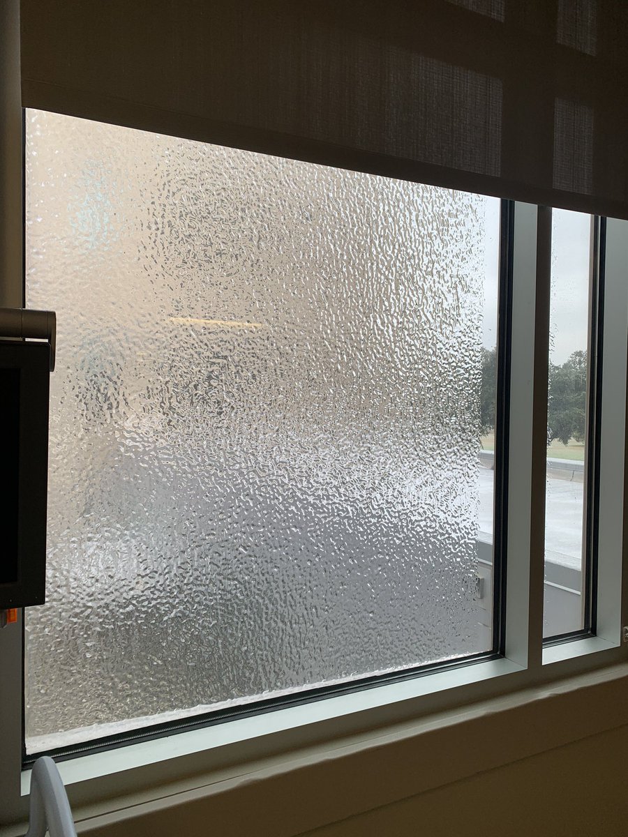 No, our hospital hasn’t installed artsy windows...that’s ice in central Texas!🥶❄️ #ColdWeather @bswhealth_Templ @BSWHTemple_ID
