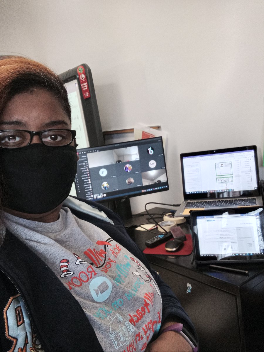 Thank you <a href="/chrislarsensf/">Chris Larsen</a> and <a href="/bgarlinghouse/">Brad Garlinghouse</a> for the game changing monitor to help my COVID teaching! twoscreensforteachers.org via @2screenteacher