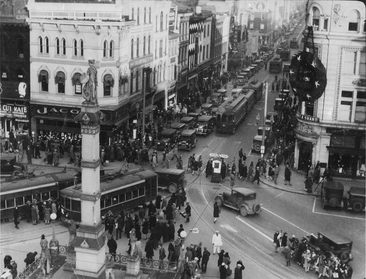 Lancaster was not immune from looking at this picture and saying 'we need to get rid of those streetcars clogging up traffic'. Few places were immune from that.