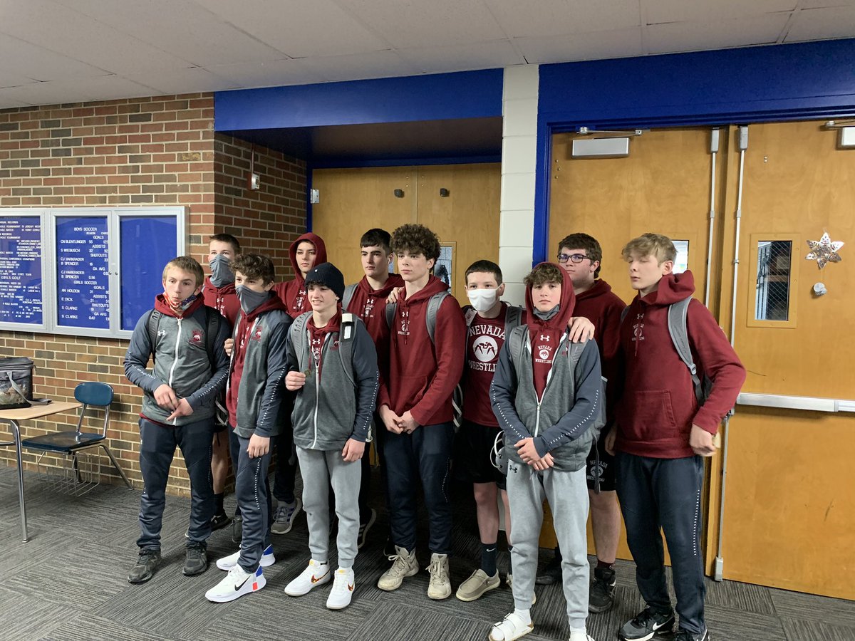 NevadaMOWrestle's tweet photo. 2021 District Medalists,
1st Place: Kynndrick Brooks and Skylur Mashek, 2nd Place: Ethan Dighero, 3rd Place: Braylin Brooks and Jace Lee, 4th Place: Jace Lee and Logan Smith(Logan missed the photo, he was getting his medal) https://t.co/86QryCWzaB