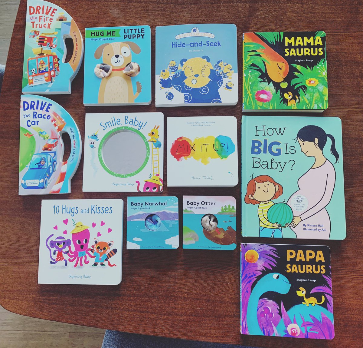 It’s a very special #boardbooks delivery from my friends at <a href="/ChronicleBooks/">Chronicle Books</a> 👶🏻🧒🏿👦🏽

I am excited to share these with my preschool friends at <a href="/vanmeterschools/">Van Meter Schools</a> and save them for future family #grandbabies too. ❤️

#bookdelivery #boardbook #futurereadylibs #tlchat #librarylife