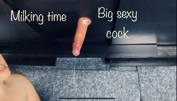 New video coming out tomorrow! &ldquo;Milking table&rdquo; with a smooth big oiled perfect cock! (FYI big cum load)