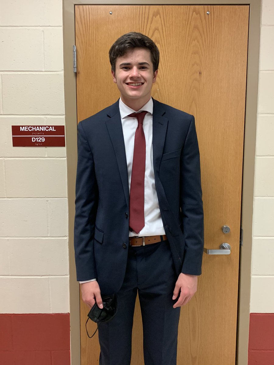 Kmason2013's tweet photo. Regular Season is officially done!  We medaled 25 events including 4 GOLD medals!  Bronson Long won Serious, Eve Healey won Persuasive, Hayden Ricley won Novice Extemp, and Parker Graves won Novice Humorous! @SwedesAD @GHSSpeechCoach @lllong @GBurgSwedes https://t.co/necIEy6Pei