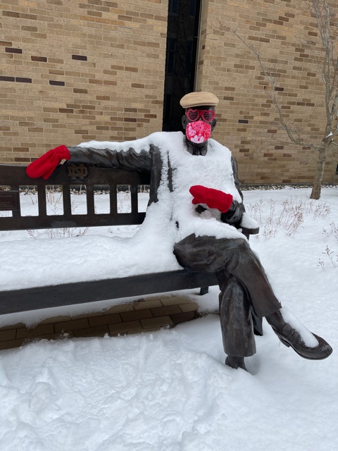 Happy Valentine's Day ❤️from the Hillebrand Center and Moose Krause aka "Mr. Notre Dame".  Mittens are the best! <a href="/BernieSanders/">Bernie Sanders</a>