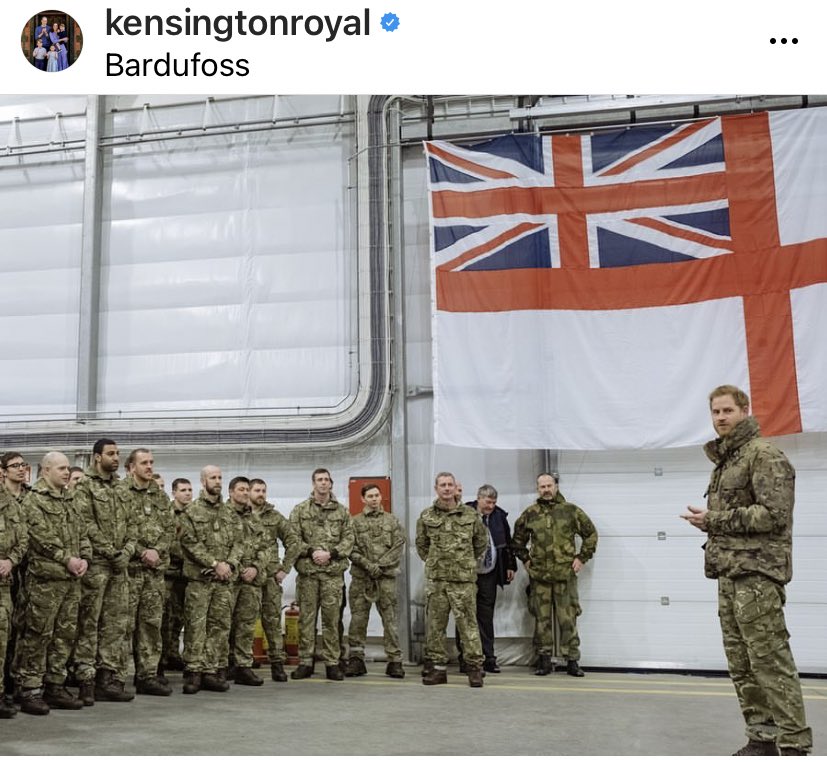 jozzzaphen's tweet photo. #thowbackValentineDay #PrinceHarry went to Norway to see the .@RoyalMarines #ExcerciseClockwork 🇬🇧🇳🇴
Remember went they put #RoyalWedding👸🏻🤴 photos in the #icecamp as a welcome for Harry🤴📷
Harry was too good to #HunterHannah, gave her the exclusive ,she was nice mbafterward https://t.co/nnFhr7UKN9
