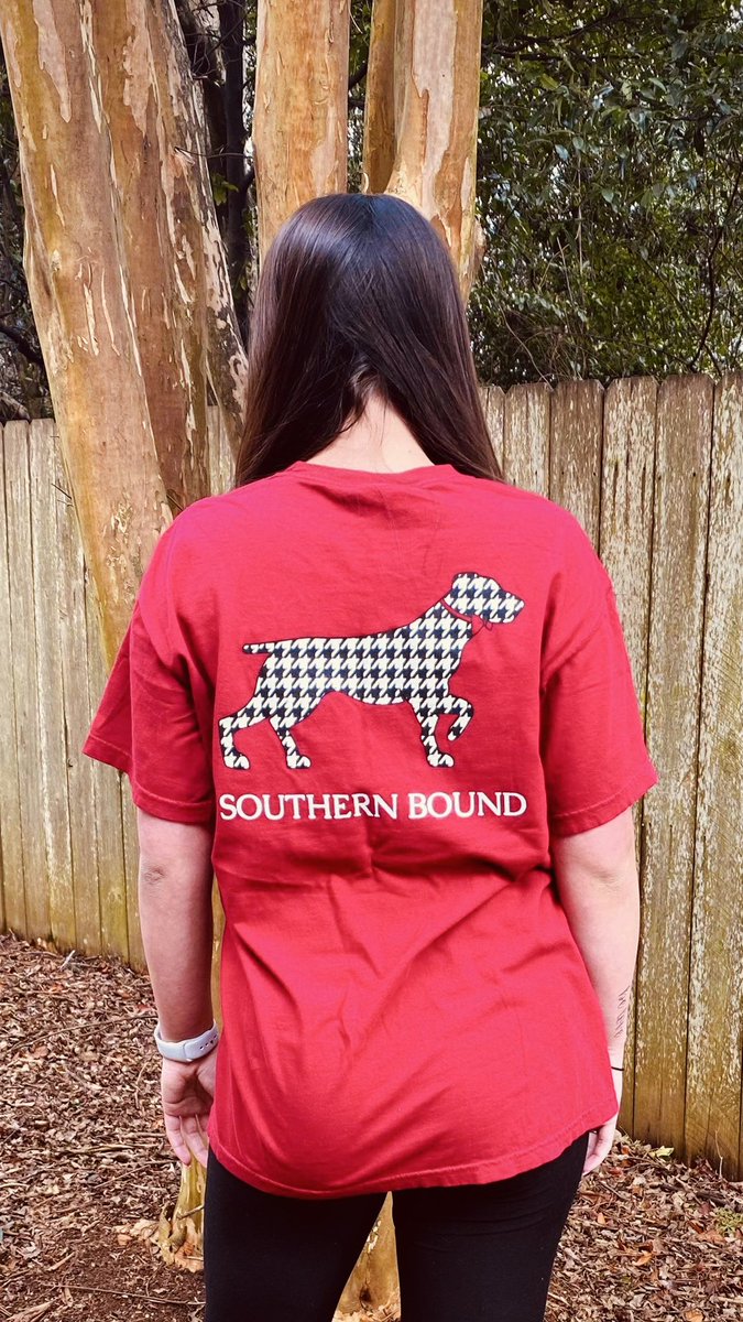 sneakyENT's tweet photo. Morgan enjoying her new Houndstooth Shirt! Check out @sthrnbnd on Instagram for more! https://t.co/ExOxXoQMkI