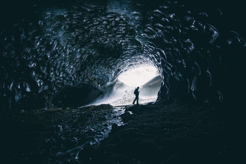 "Exploring a glacier outlet in a remote and hard to reach area in winter. Stumbling on a new ice cave , dare to say, not more than 15 people have seen or been in it so far. This one will be melted and gone by the end of 2022."
- Jonatan Pie
unsplash.com/r3dmax